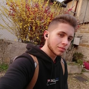 Bastien - Prof d'italien - Bron