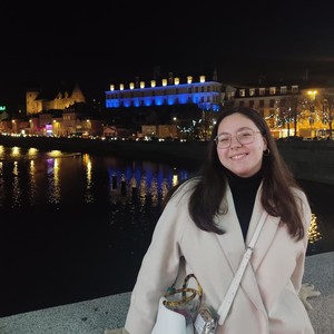 Anissa - Prof de maths - Limoges