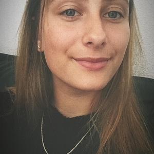 Chloé - Prof d'aide aux devoirs - Noroy-le-Bourg