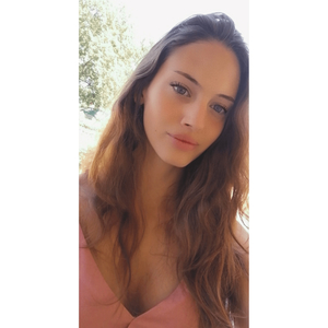 Lola - Prof de SVT - Sainte-Tulle