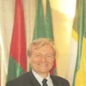 Pierre - Prof de préparation concours sciences po - Paris