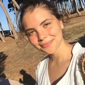 Kenza - Prof de soutien scolaire - Oullins
