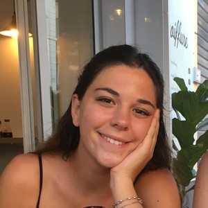 Clara - Prof de français - Nice