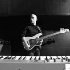 Julien - Prof de guitare - Paris 20e