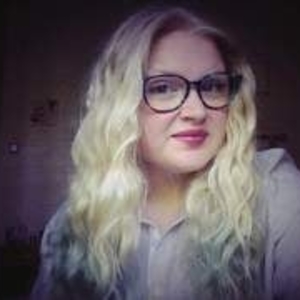 Louise - Prof d'initiation informatique - Villeneuve-d'Ascq