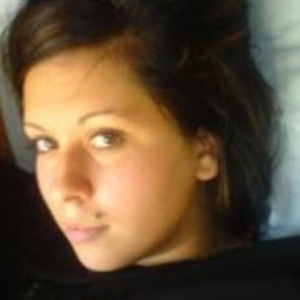 Laura - Prof de français - Enghien-les-Bains