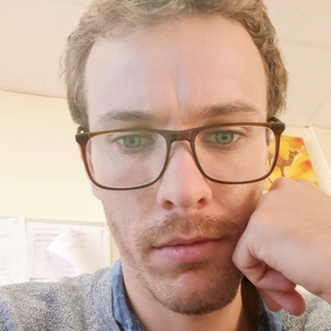 Kevin - Prof d'initiation informatique - Noumea