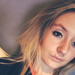 Julie - Prof de maths - Gisors