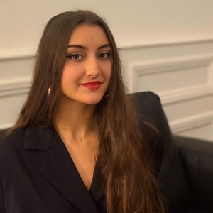 Adélia - Prof d'anglais - Lille
