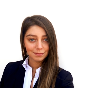 Laura - Prof d'italien - Vire