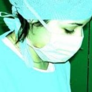 Nesrine - Prof de biologie - Paris