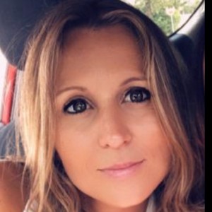 Julie - Prof de biologie - Draveil