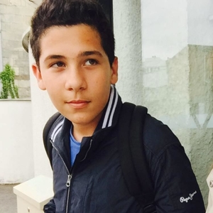 Fares - Prof de fortnite - Bruges