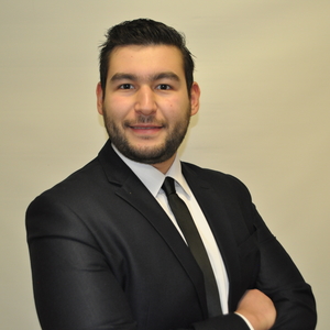 Yuva - Prof de vente - Paris
