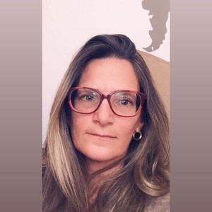 Monica - Prof de portugais brésilien - Paris