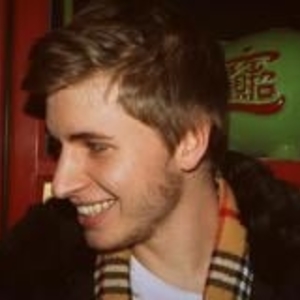 Elliot - Prof d'anglais - Niort