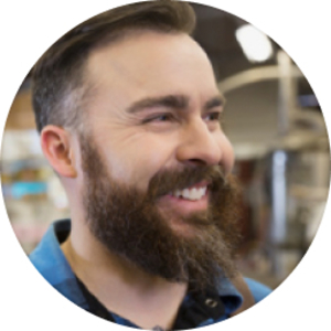 Karim - Prof de marketing - Paris