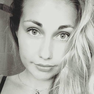 Angie - Prof de maths - Huisseau-sur-Cosson