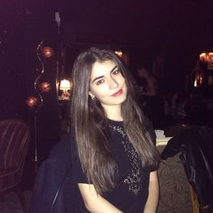 Yasmine - Prof de maths - Paris