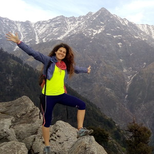 ISABEL - Prof de yoga - Paris