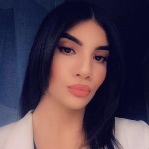Sabrine - Prof d'anglais - Bron