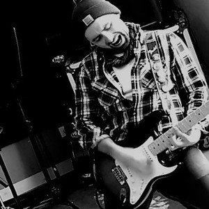 Anthony - Prof de guitare - Champagnole