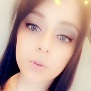 Laura - Prof de chant - Grandvillars