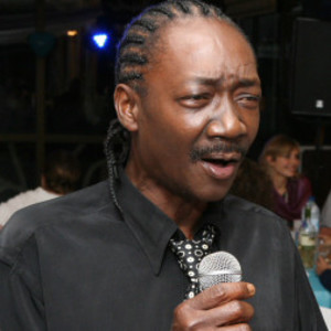 Abou - Prof de chant - Paris
