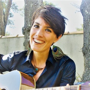 Mélanie - Prof de guitare - Paris