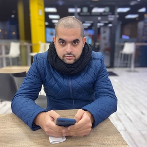 Yassine - Prof de management et gestion d'entreprise - Roubaix