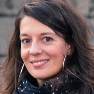 Flora - Prof de français - Bagnolet