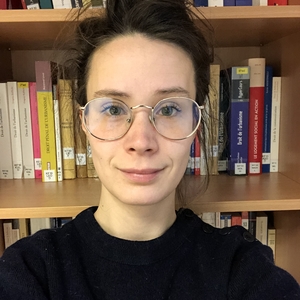 Eve - Prof de droit public - Paris