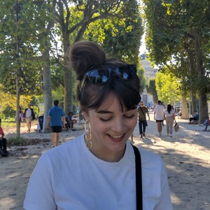 Camille - Prof de chimie - Paris