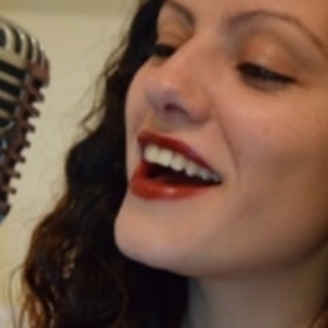 Valentine - Prof de guitare - Pont-d'Ain
