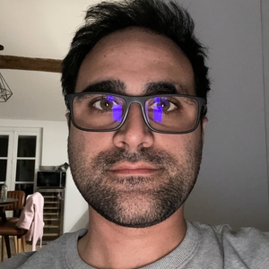 Julien - Prof de marketing digital - Avelin