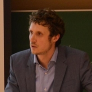 Gilles - Prof de physique - chimie - Forest