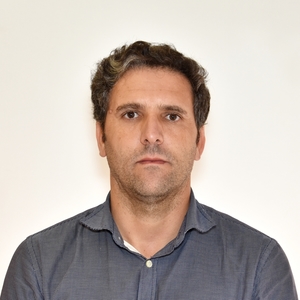 Ali - Prof de physique - Paris