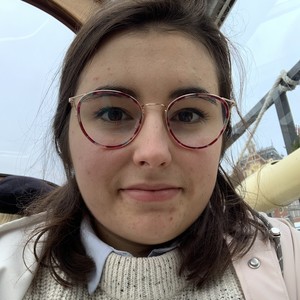 Manon - Prof de maths - Briis-sous-Forges