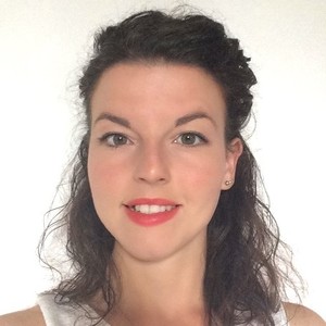 Cindy - Prof d'anglais - Vouillé