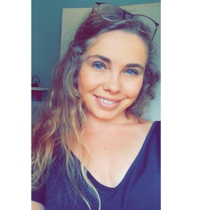 Laura - Prof de fle - français langue étrangère - Saint-Lunaire