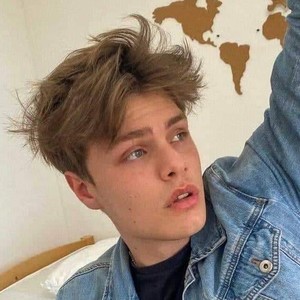 Jules - Prof de français - Paris