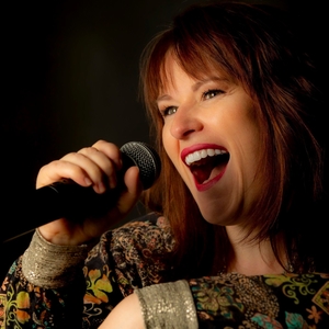 Julie - Prof de chant - Pau