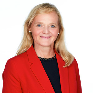 Helene - Prof de finance - Sion