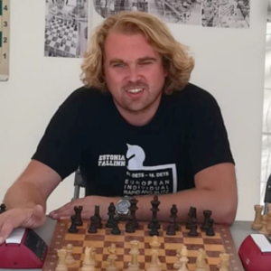 Jérémie - Prof d'échecs - Suresnes