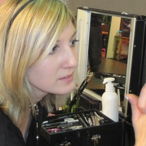 Estelle - Prof de maquillage - Cholet