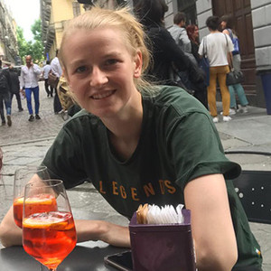 Claire - Prof de développement personnel - Servins