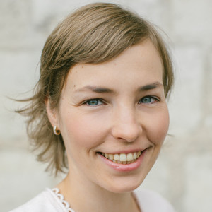 Veronika - Prof de développement personnel - Vincennes