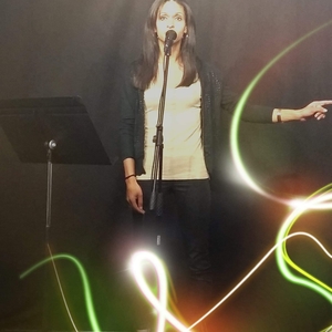 Laure - Prof de chant - Guiclan