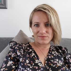 JENNIFER - Prof de développement personnel - Paris