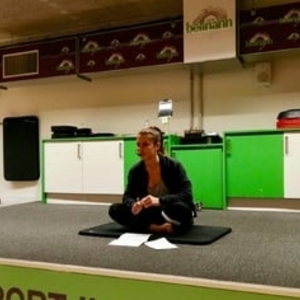 Cindy LL - Prof de stretching - Saint-Thibault-des-Vignes